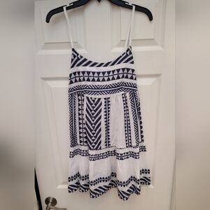 Francesca's White and Navy Geometric Summer Dress